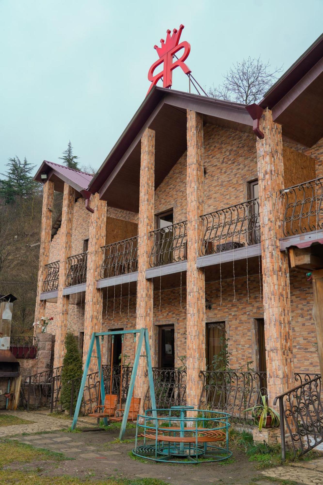 Royal Rest Townhouse Dilijan Exterior photo