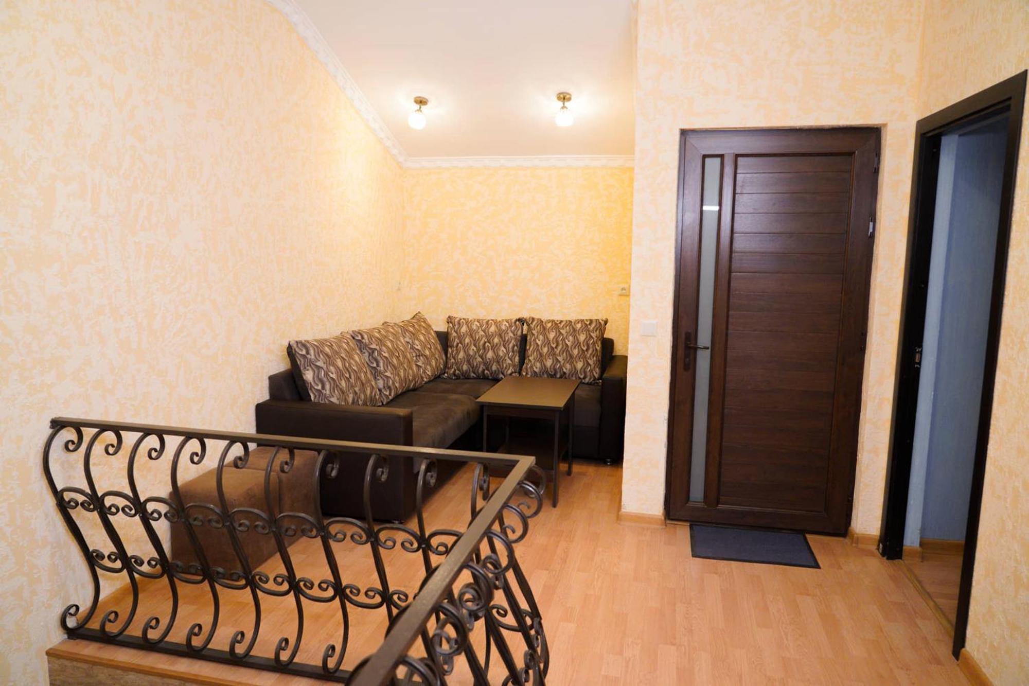 Royal Rest Townhouse Dilijan Exterior photo